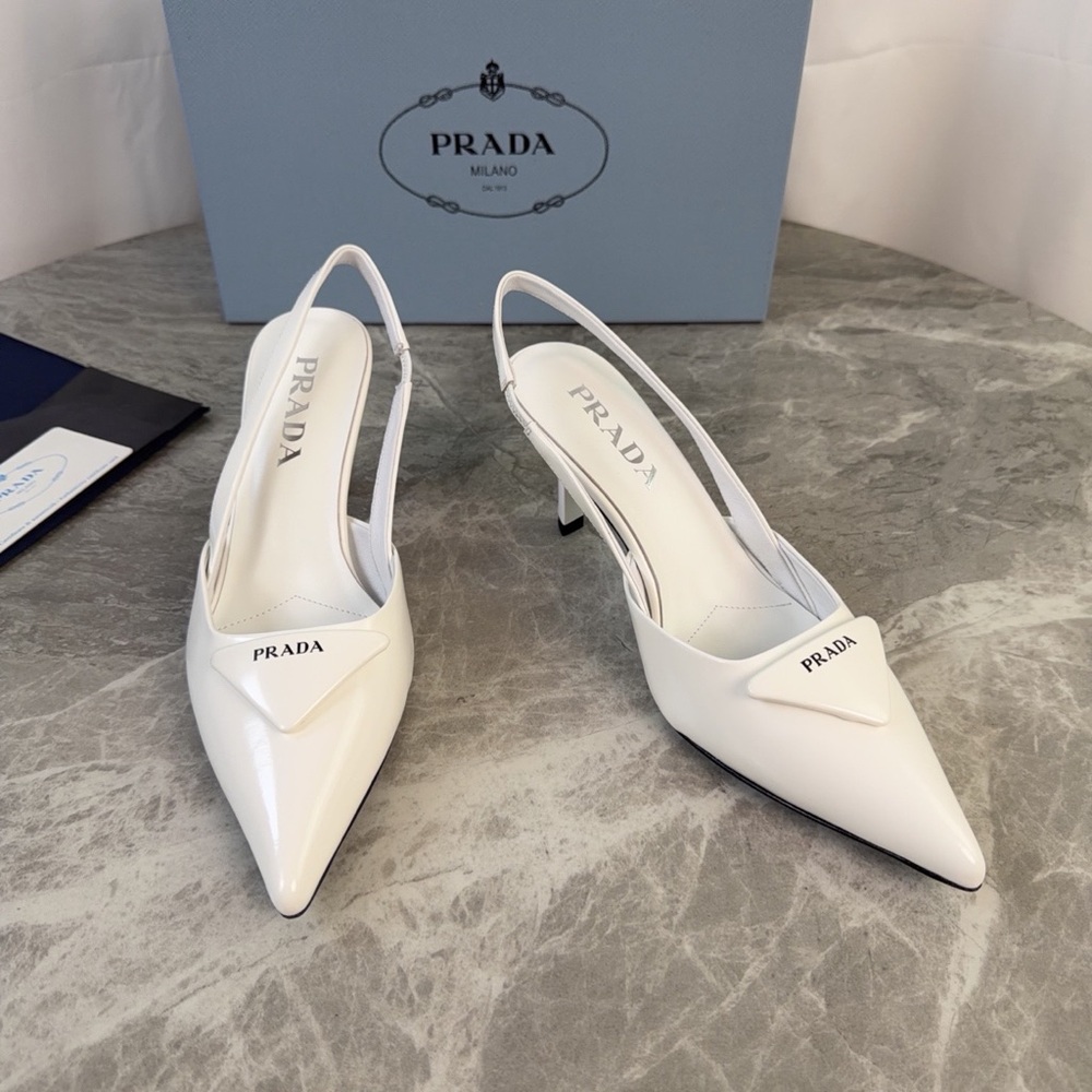 🍒Women's Prada Heels - Picture 4 of 8
